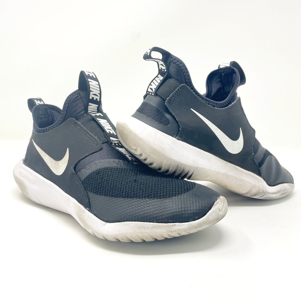 Nike Kids' Grade School Flex Runner Running Shoes (5Y)